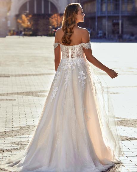 bridal wedding dresses shops michigan