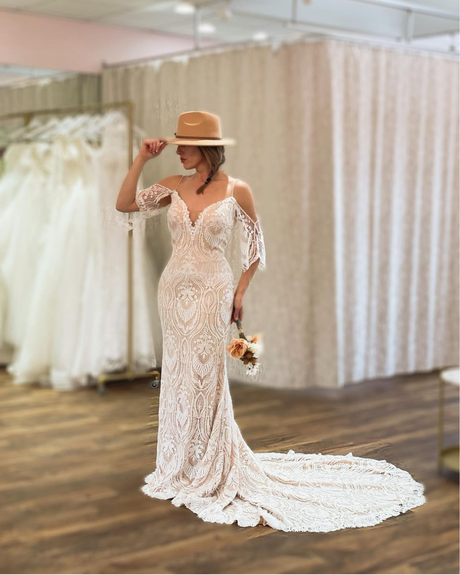 bridal dresses salon michigan