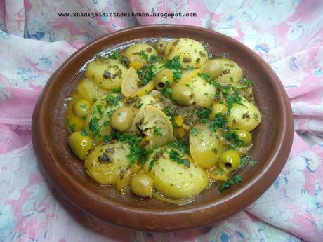 TAJINE DE BŒUF AUX POMMES DE TERRE ET AUX OLIVES / BEEF TAGINE WITH POTATOES AND OLIVES / TAJÍN DE TERNERA CON PATATAS Y ACEITUNAS / طاجين اللحم البقري و البطاطس والزيتون