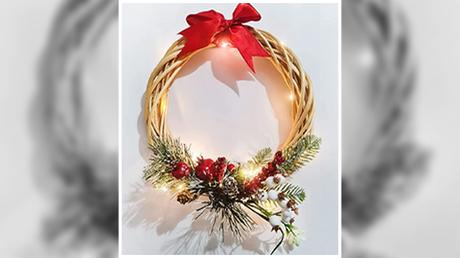 7 Minimalist Christmas Decor Ideas That’ll Make Your Space Welcoming! 7 Minimalist Christmas Decor Ideas That’ll Make Your Space Welcoming!