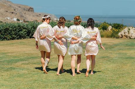 beautiful-summer-wedding-rhodes--white-florals_14