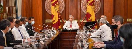 IMF representatives meet President Ranil