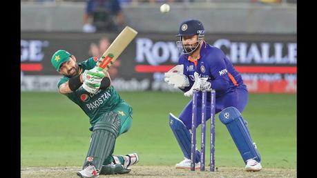 Pakistan retaliates against India