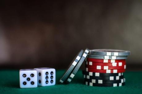Advantages of Online Gambling - Easy Reader News