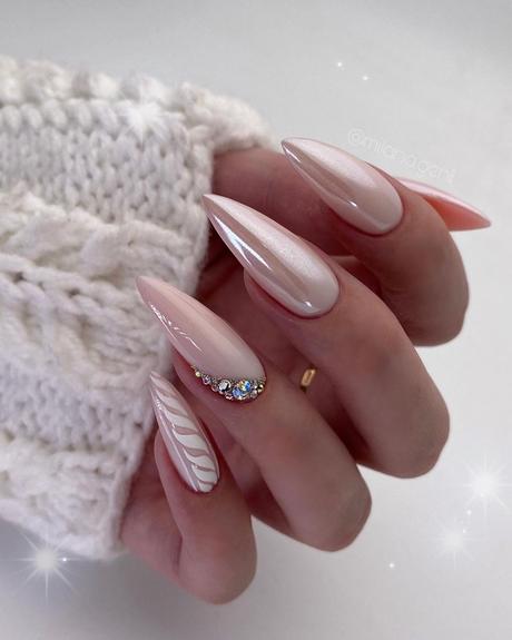 winter wedding nails long