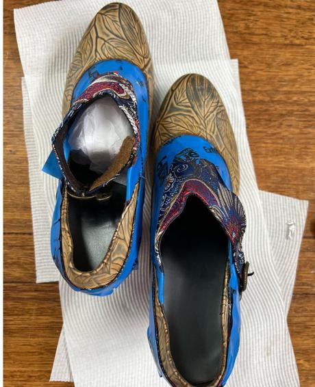How to Paint Your Shoes in 4 Easy Steps