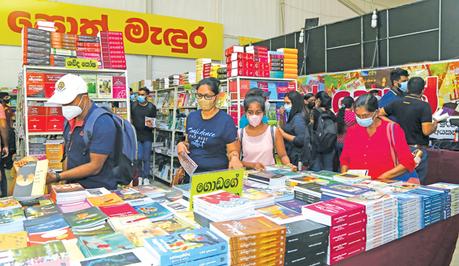 Large crowds at book fair