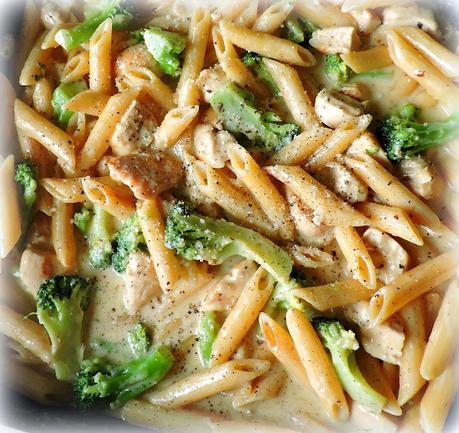 One Pan Chicken Broccoli Alfredo Pasta