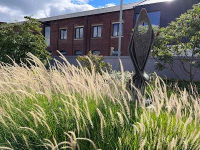 The Hepworth Wakefield gardens - worth a moment to enjoy