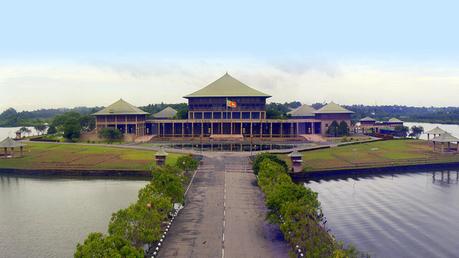 Increased lunch for MPs, Journos