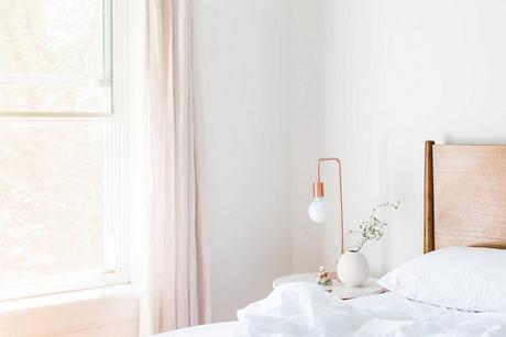 How to Decorate Your Bedroom in 5 Easy Steps