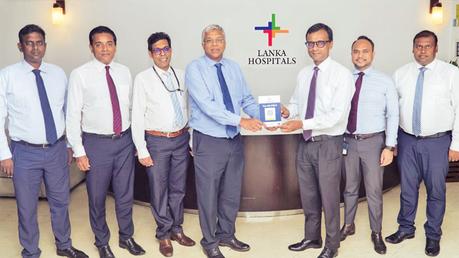 HNB SOLO partners Lanka Hospitals for  LANKAQR payment solutions