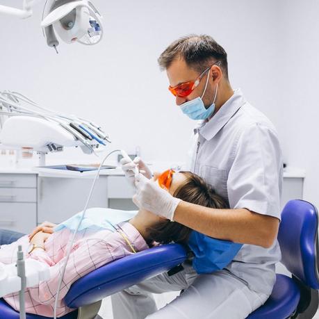 What is a GENERAL DENTIST?