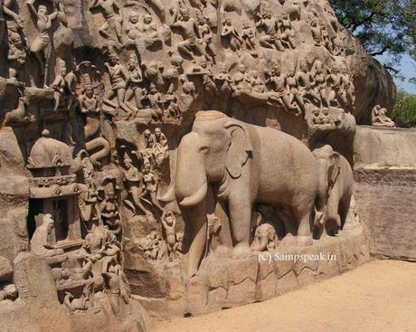 scribbling at Monuments - Mahabalipuram ~ arrest at Colosseum