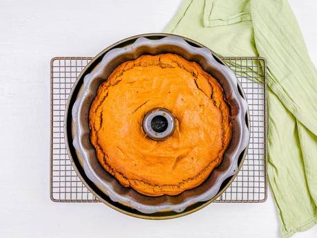 Gingerbread Bundt Cake