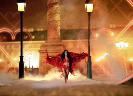 VICTORIAS SECRET FASHION SHOW 2013