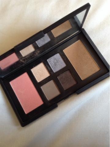 The Overnight Make Up Essential.