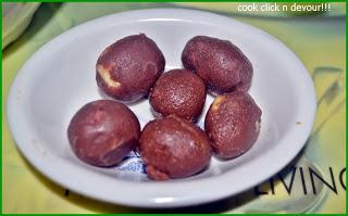 Homemade nutties chocolate(Home made ruits and nuts egg less chocolate)