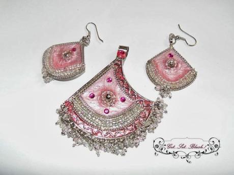 Blog Sale - Accessories and DIY items-Open till the Stock ends