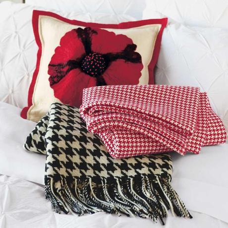 Red Poppy Pillow and Houndstooth Throws