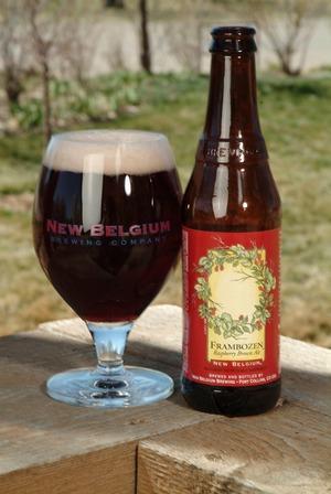 Frambozen Bottle and Glass