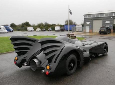 batmobile_fan-made-3