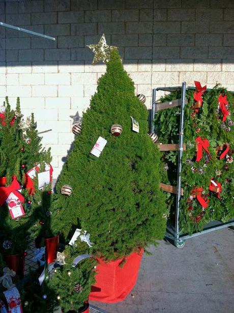 Christmas-at-The-Home-Depot