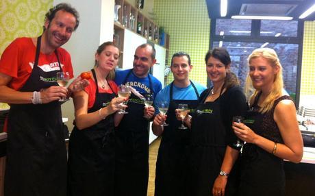 Our group of bloggers in our Spanish cooking workshop at bcnKitchen