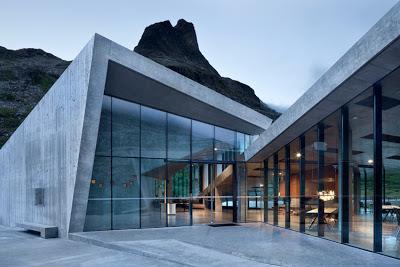 build | visitor center in norway