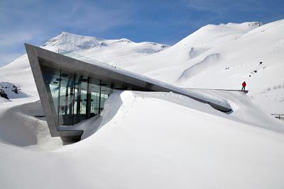 build | visitor center in norway