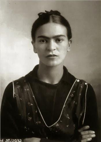 Magical Worlds: Life, Style and Personality of Frida Kahlo