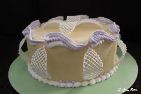 Royal Icing Piping and Trellis Pieces-1