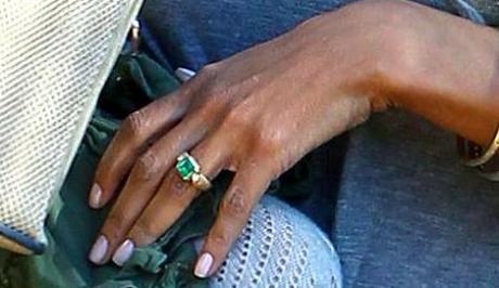 Halle Berry engagement ring