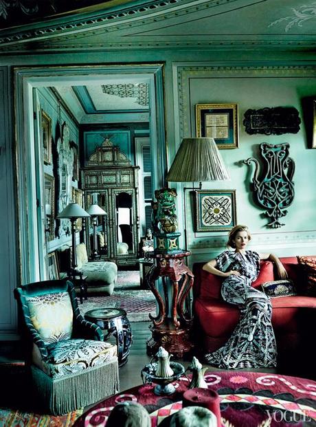 KATE MOSS in Istanbul by Mario Testino