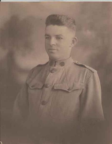 photo of man in World War I uniform