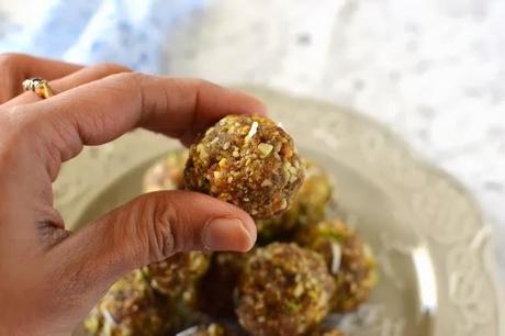 Dates & Nuts Laddoo