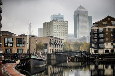 In and Around London... Autumn on the Regent’s Canal in East London
