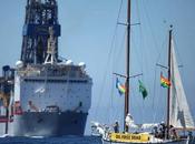 Protest Boat Stays Drilling Begins