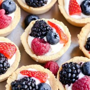 Gluten-Free & Vegan Mini Berry Tarts