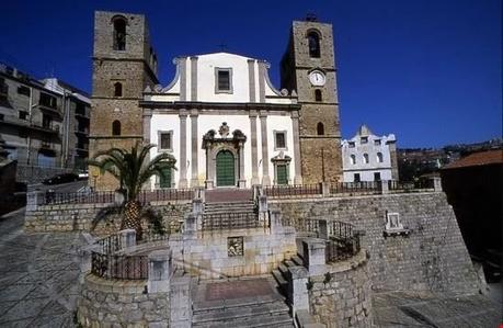 Caccamo, the fortress-city of Sicily