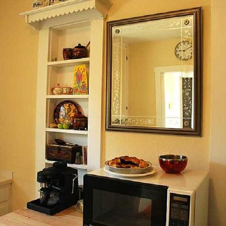 Top 10 Tips to Incorporate Mirrors in Your Kitchen Decor