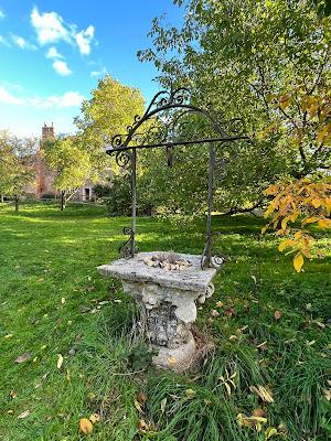 Ghostly encounters at West Horsley Place