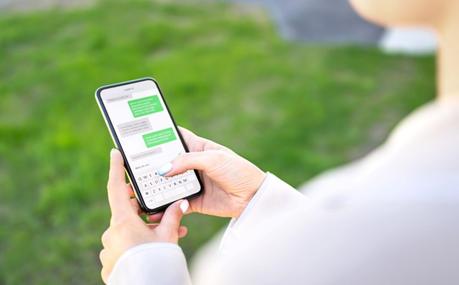 Can I See My Husbands Text Messages on Verizon Can I See My Husbands Text Messages on Verizon