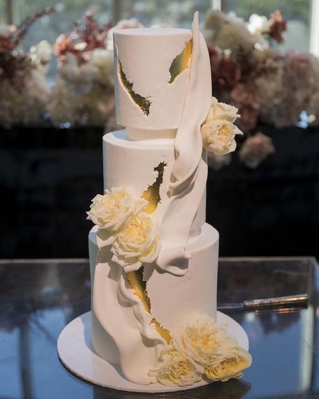 real wedding tayler and jayden white cake