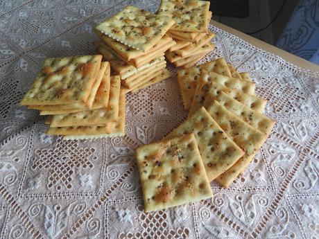 Spiced Buttery Crackers