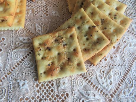 Spiced Buttery Crackers