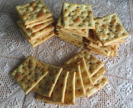 Spiced Buttery Crackers