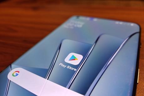 Google’s monopoly on Android is actually starting to crumble