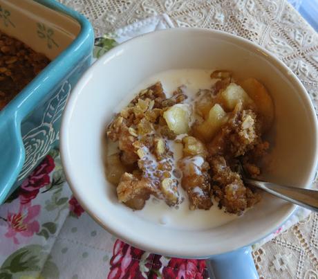 Double Ginger Apple Crumble