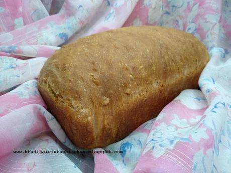 PAIN AUX FLOCONS D’AVOINE / ROLLED OATS BREAD / PAN COPOS DE AVENA / خبز الشوفان